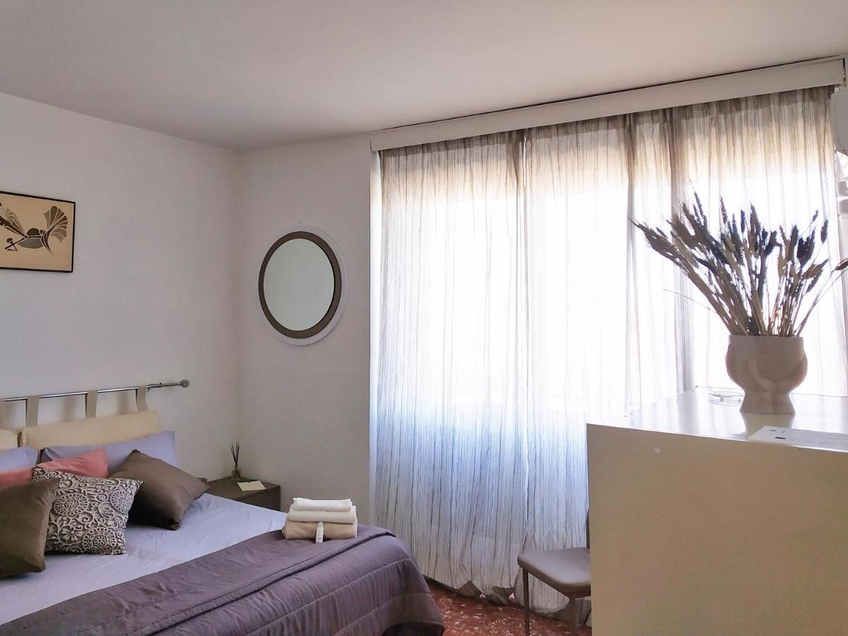 "Vacanze Romane" Stazione Tiburtina, Appartamento Tre Camere Da Letto 5 Posti Letto Exterior foto