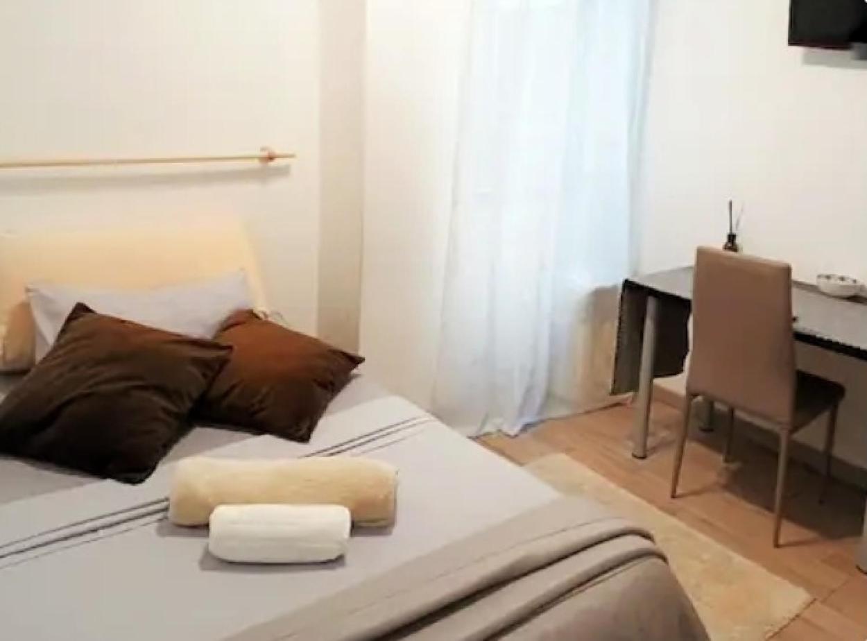 "Vacanze Romane" Stazione Tiburtina, Appartamento Tre Camere Da Letto 5 Posti Letto Exterior foto